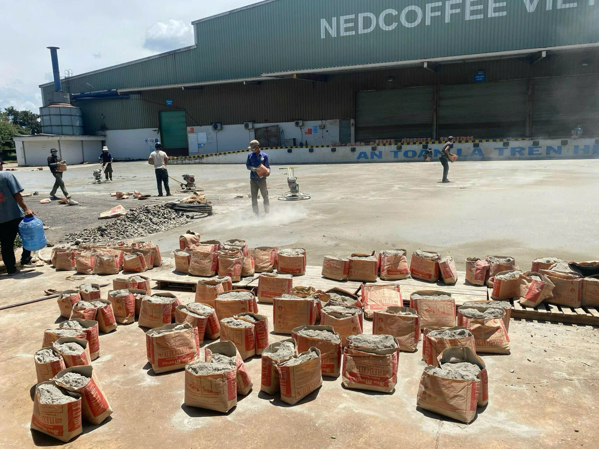 CONG TRINH SUCDEN COFFEE 1