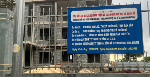 trụ sở làm việc khối mặt trận và các đoàn thể thị xã Buôn Hồ